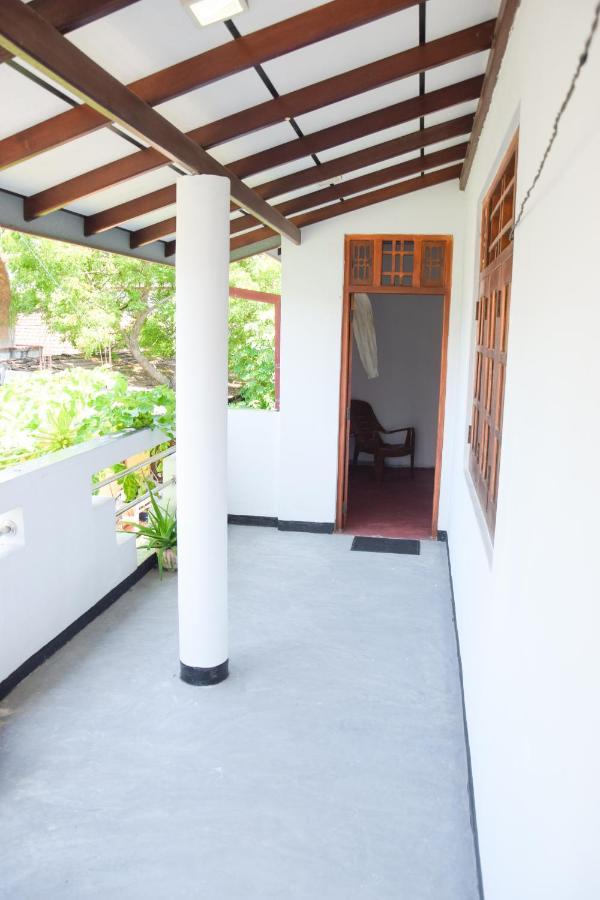 Tharaka Homestay Weligama Zewnętrze zdjęcie