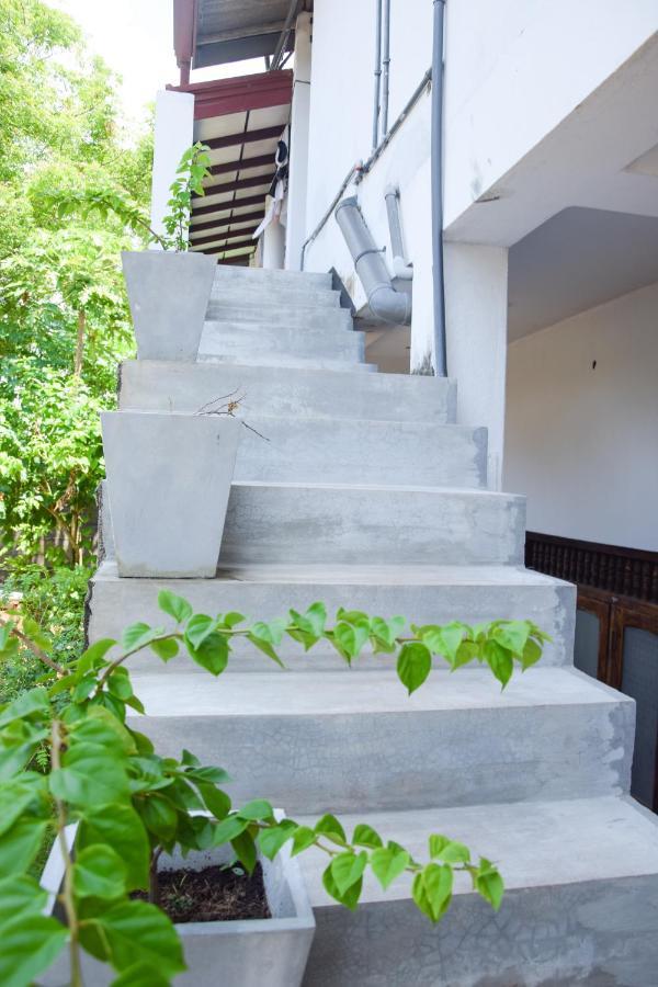Tharaka Homestay Weligama Zewnętrze zdjęcie